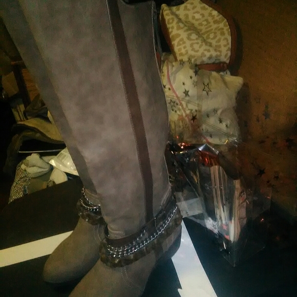 Ladies suade boots 10 medium - Picture 6 of 7